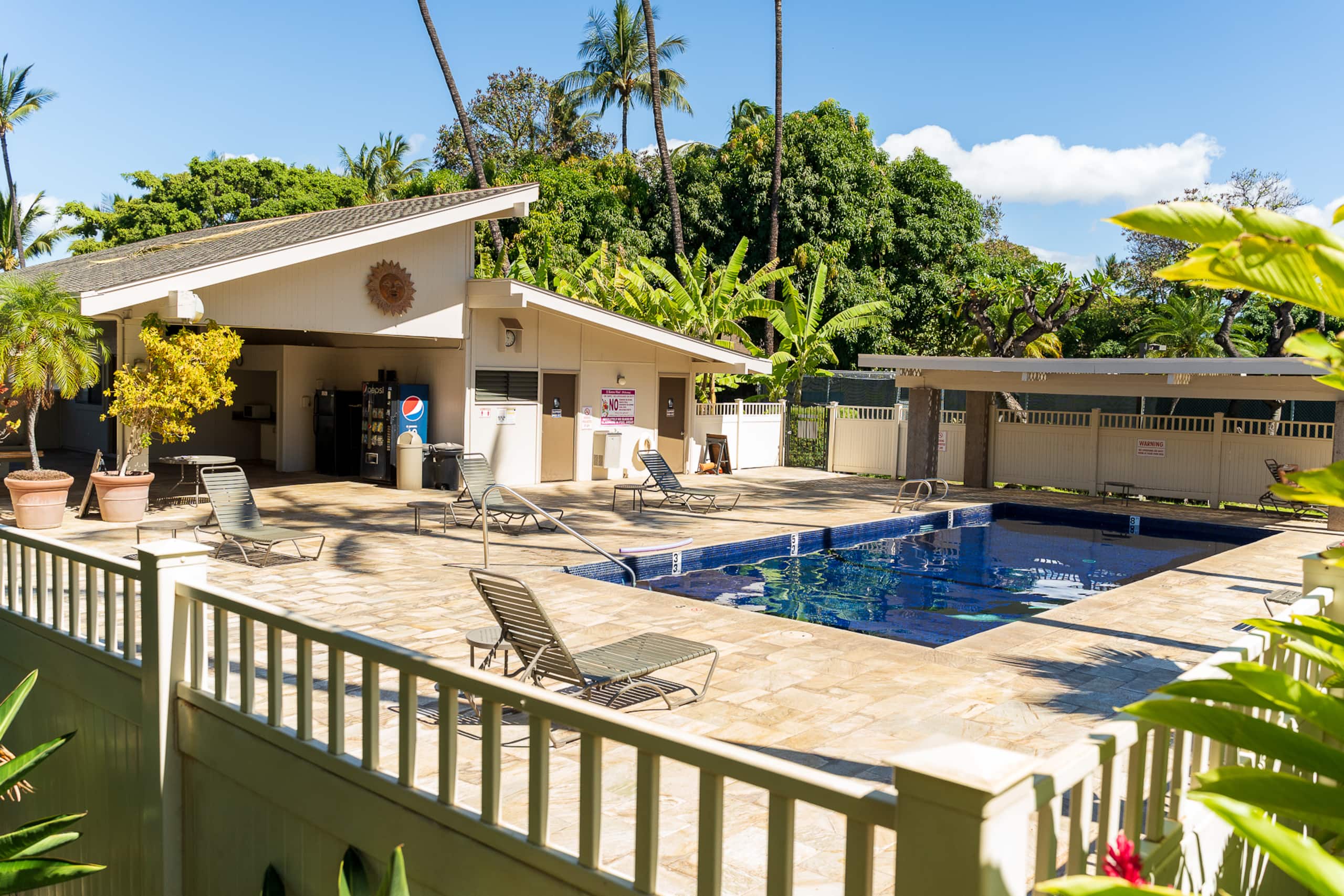 Condo in Kihei · ★4.97 · 1 bedroom · 2 beds · 1 bath - Image 45