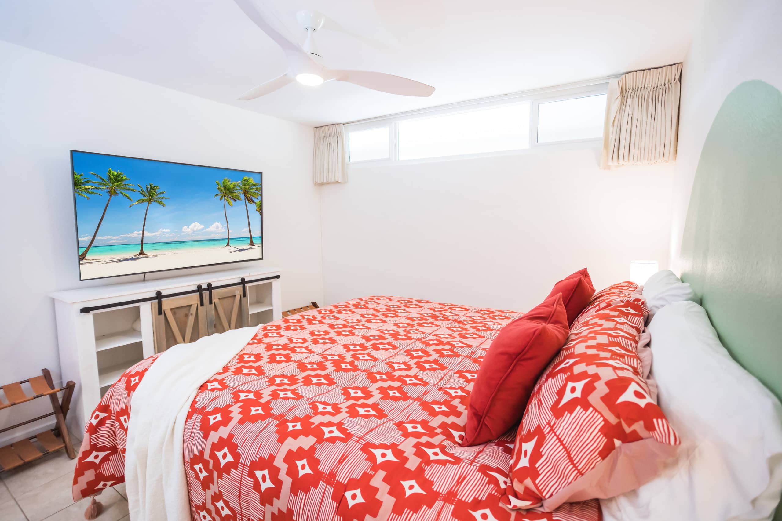 Condo in Kihei · ★4.97 · 1 bedroom · 2 beds · 1 bath - Image 16