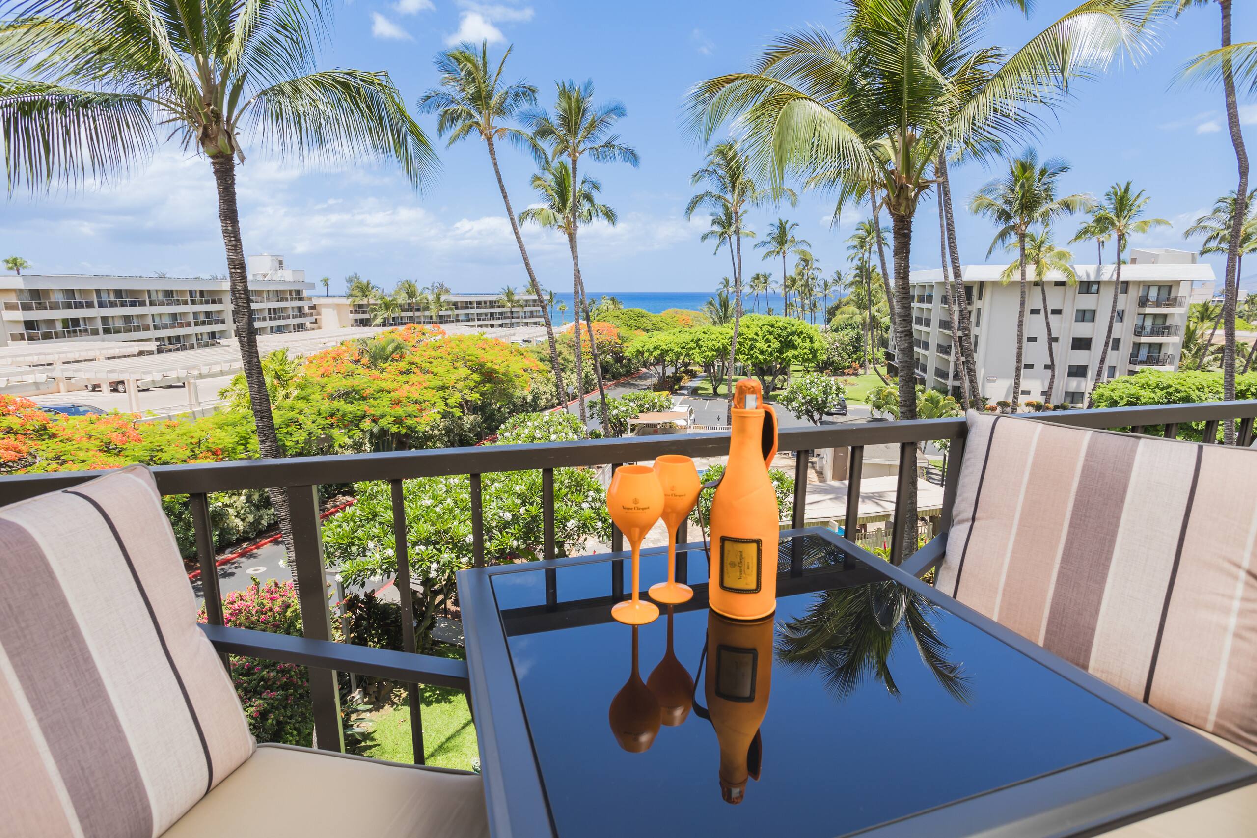 Condo in Kihei · ★4.97 · 1 bedroom · 2 beds · 1 bath - Image 31