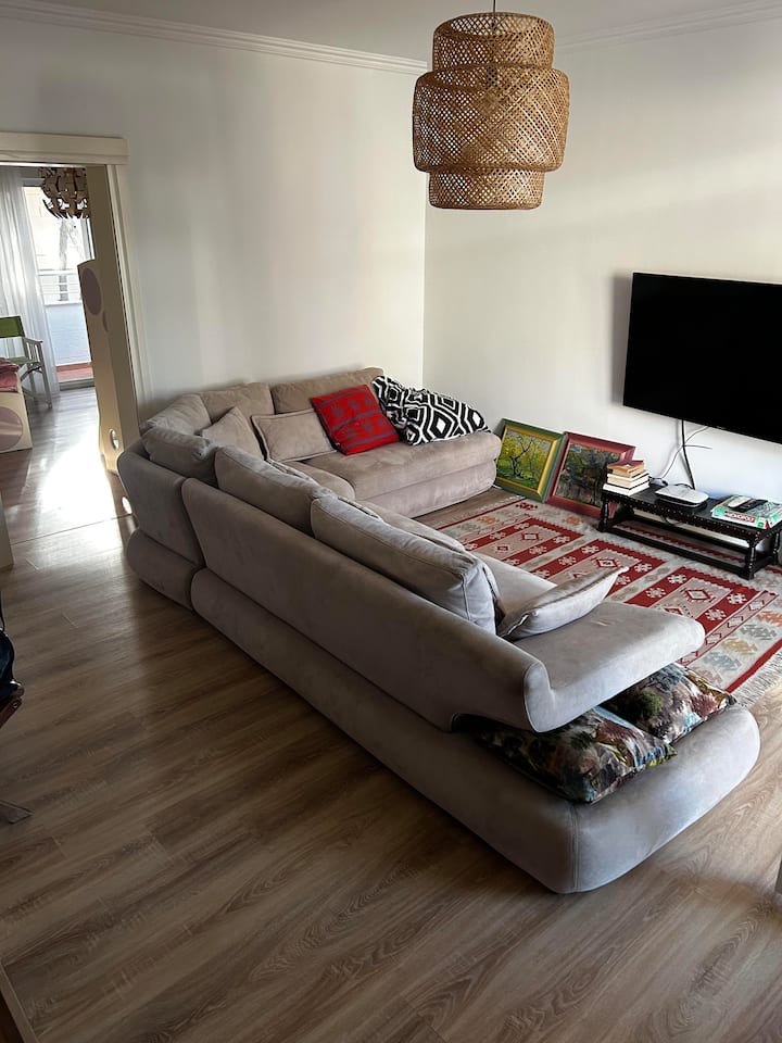 მისაღები ოთახი 2