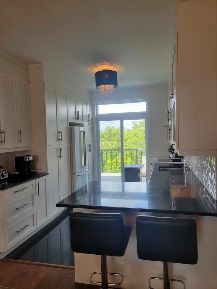 Luxueux Condo Pour Location Long Terme - Blainville