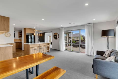 Rest and Relax in Rolleston