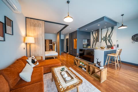 Modern, furnished 1 BR residence w/pool&gym- da80