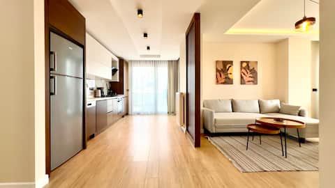 Top Airbnb: Vera Suites(301) Fully Furnished and 50m to Sea in Konyaaltı