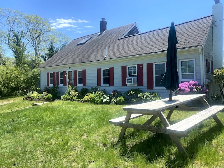 Salty Meadow: Cape Cod Beach Get-away - North Truro, MA
