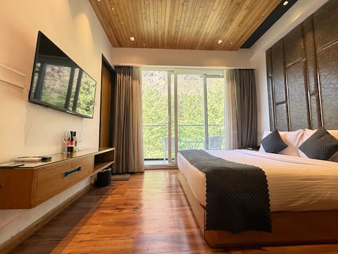 Moksha Riverside Kasol- Deluxe Room with Balcony