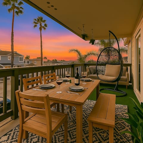 1 Block to Sand Huge 4BR/3BA Modern Duplex gallery image 4