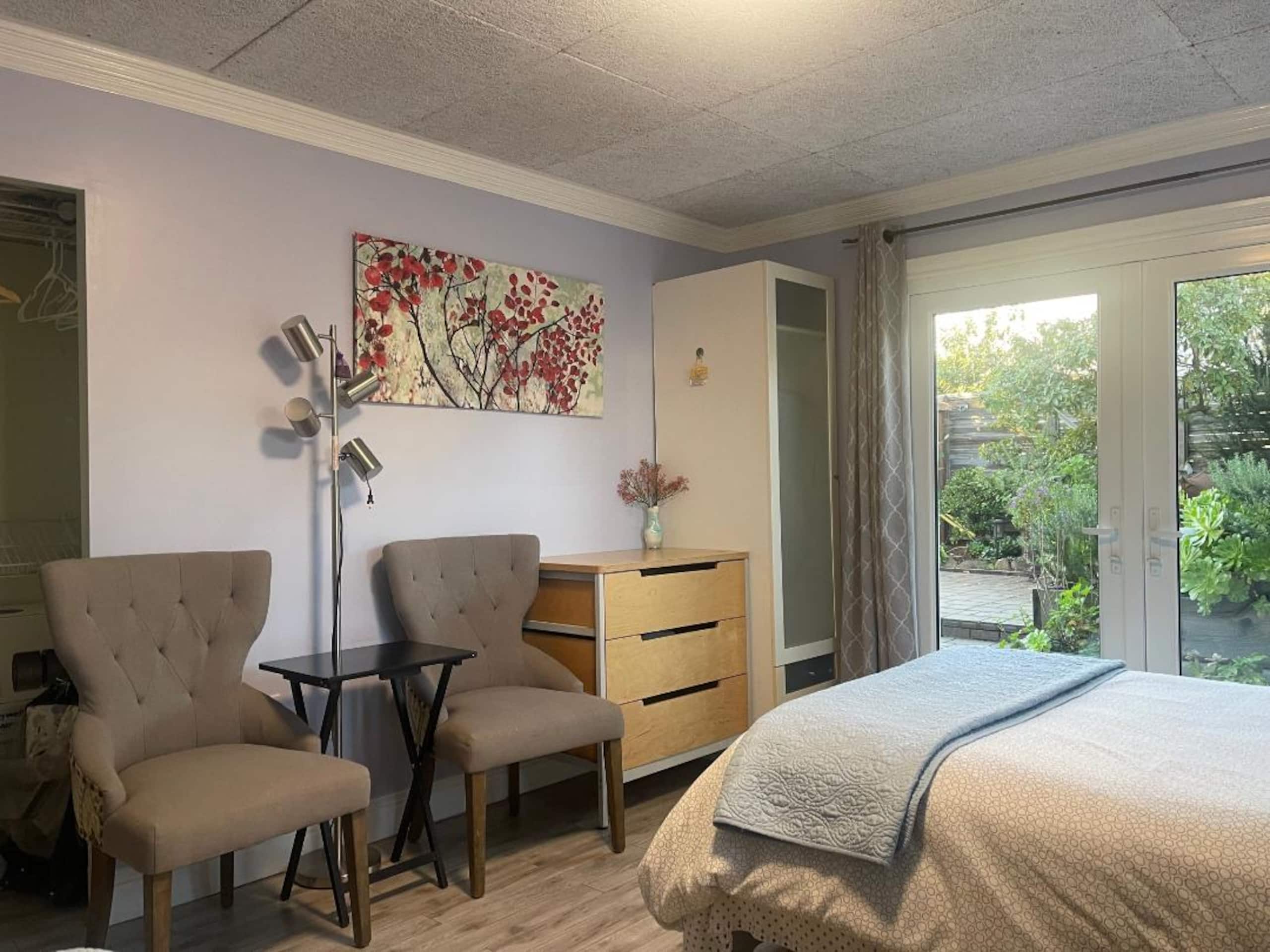 Home in San Francisco · ★4.92 · 2 bedrooms · 3 beds · 1 bath - Image 11