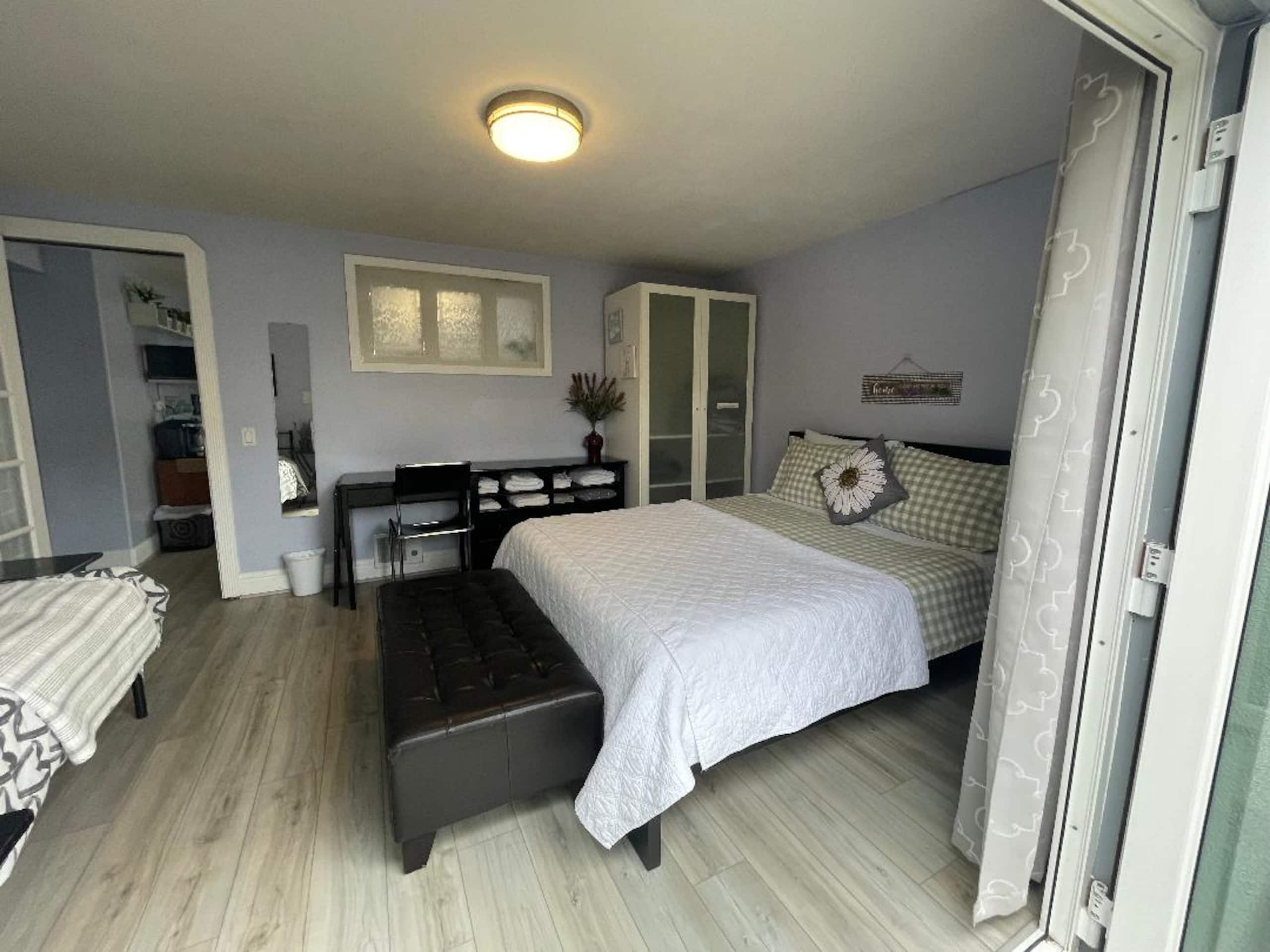 Home in San Francisco · ★4.92 · 2 bedrooms · 3 beds · 1 bath - Image 8