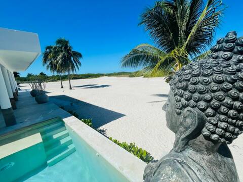 Sisal Beach House with Pool
