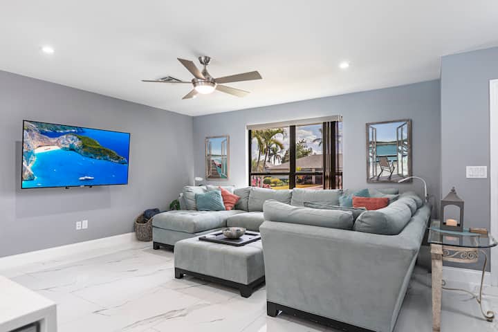 3br W/huge 2k Sq Ft Lanai & Seasonally Heated Pool - Bonita Springs, FL