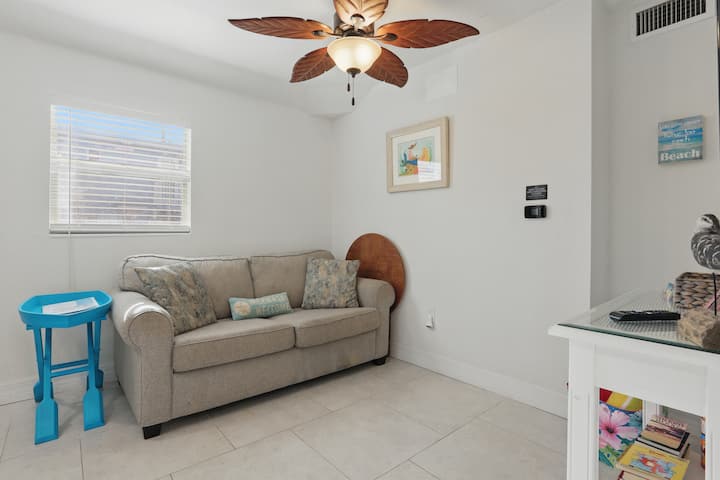 Coco Sands - Cottage #5 - Cocoa Beach, FL
