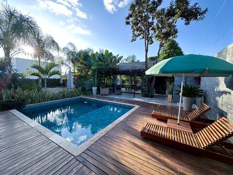 House Garden - Refinement, Nature & Comfort