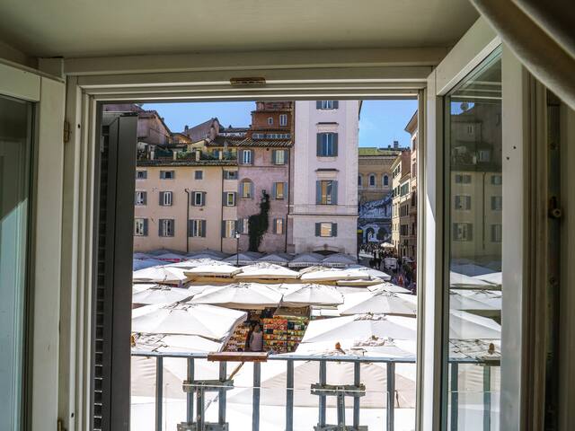 View on Campo de Fiori IREX apartment gallery image 3