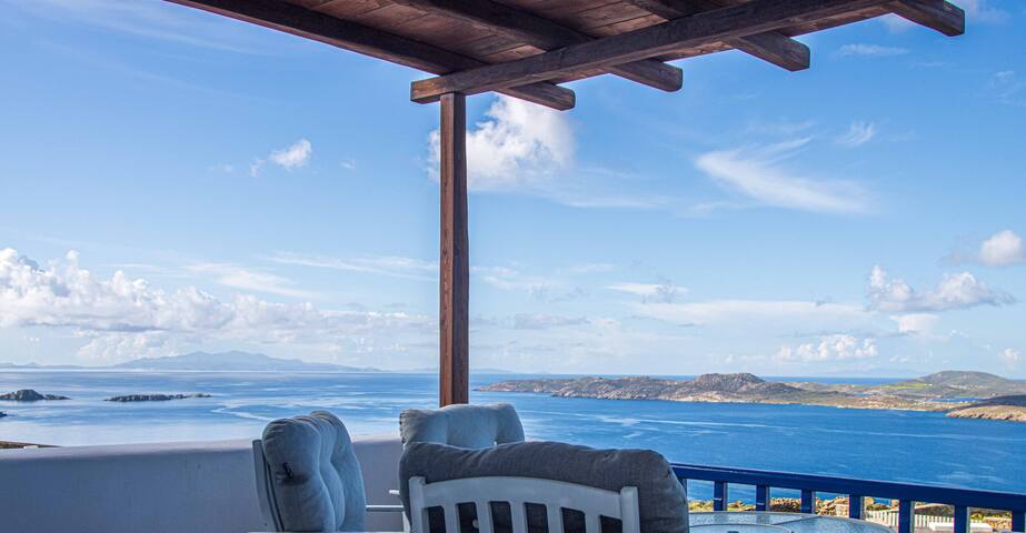 Villa Delos Sunset View gallery image 2