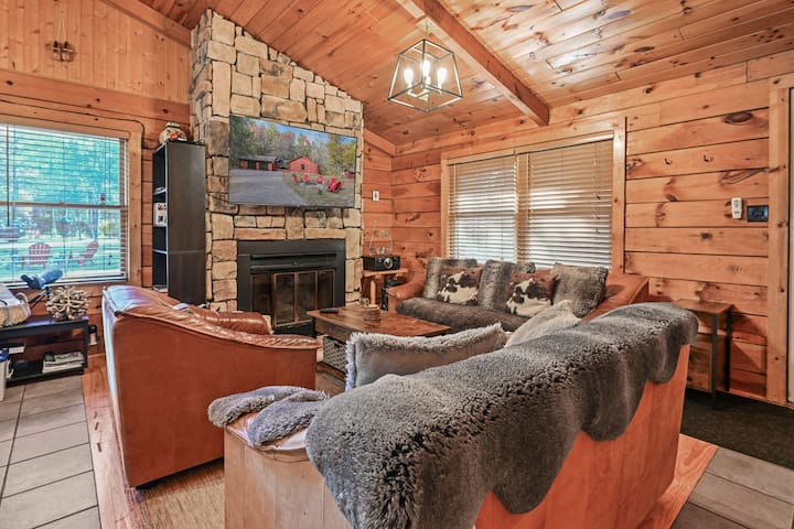 Cozy Hideaway - Houses for Rent in Arkdale, Wisconsin, United