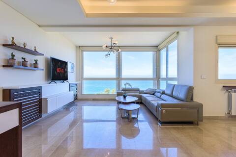 CH® - Blue Pearl - 2 BR, Byblos