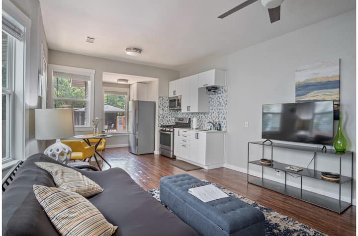Complete Cozy Stylish 1BR/1BA Near Downtown - Apartments for Rent