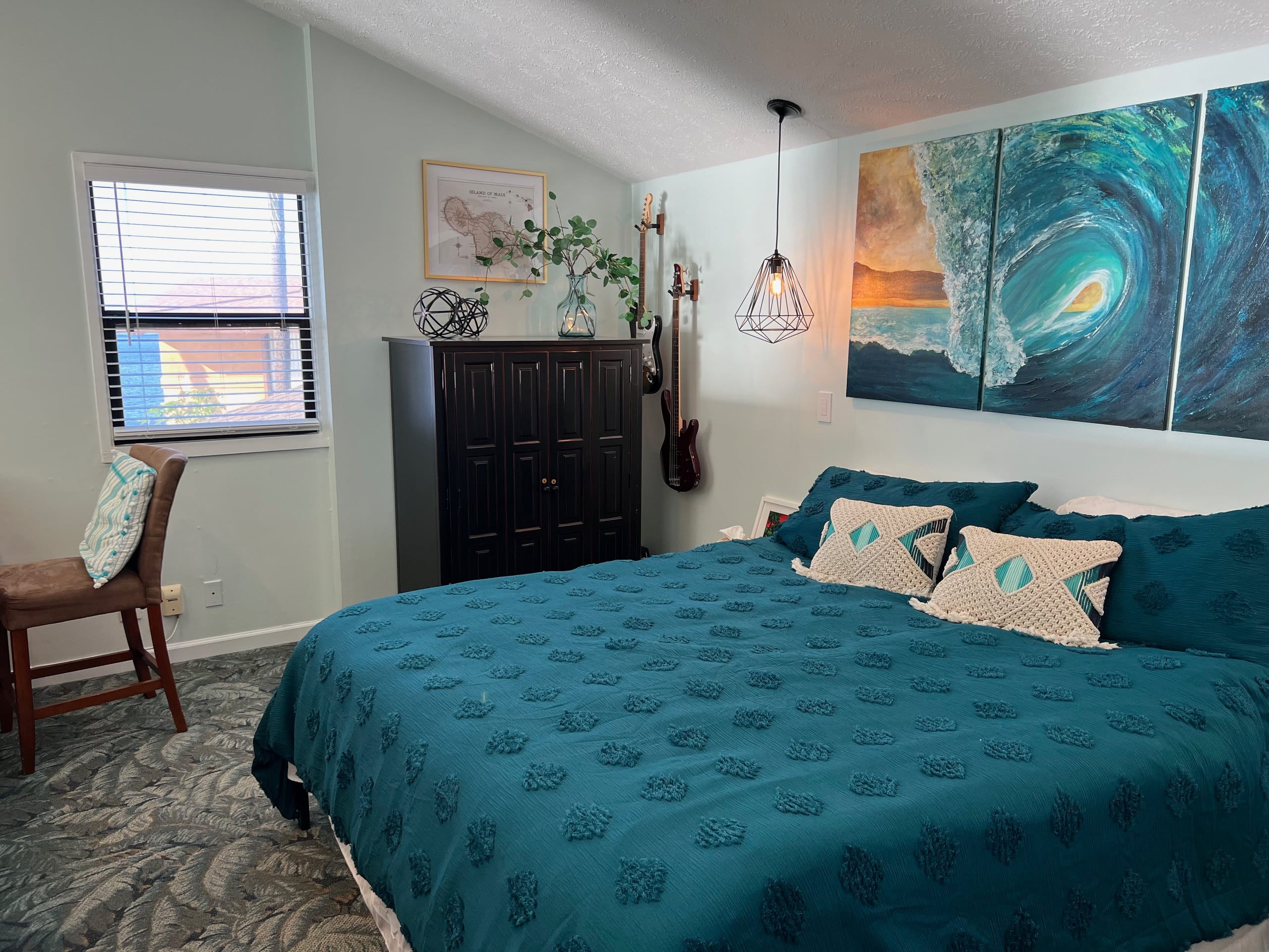 Condo in Wailuku · ★4.95 · 2 bedrooms · 3 beds · 2 baths - Image 35