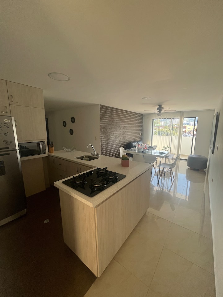2 Rooms+office Remodeled. Great Location - Floridablanca
