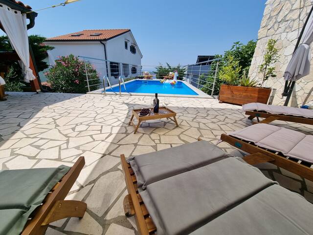 Miramar Travel managed Airbnb listing 2