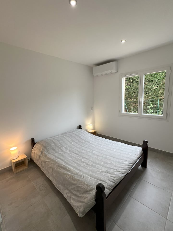 غرفة النوم 2