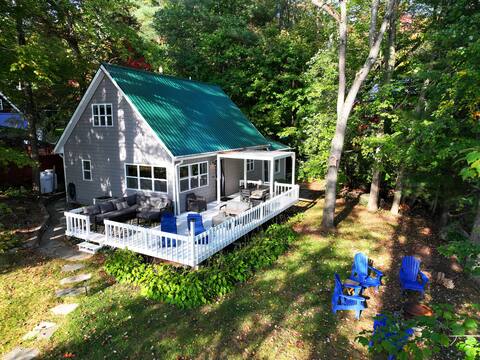 Waterfront Lakehouse with Sauna & Magical Views!