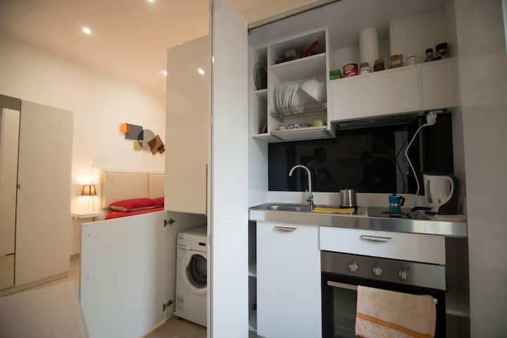 Suite Dans Le Centre + Parking & Côte Amalfitaine - Salerno