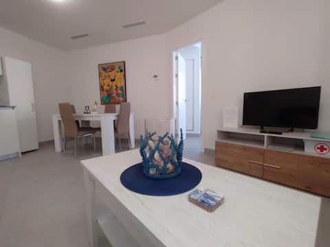 Top performing Airbnb: Apartment with free parking. in El Ejido