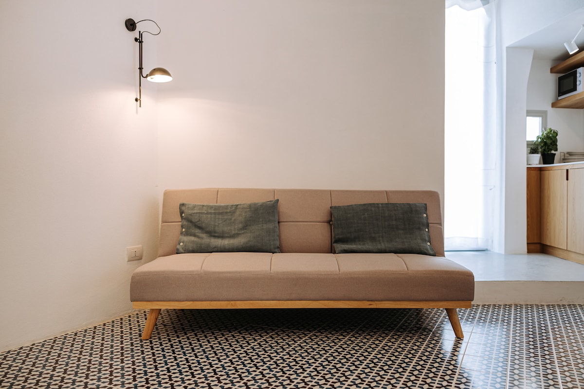 Successful Airbnb property: Luxurious Two-Level Apartment in the Center in Polignano A Mare