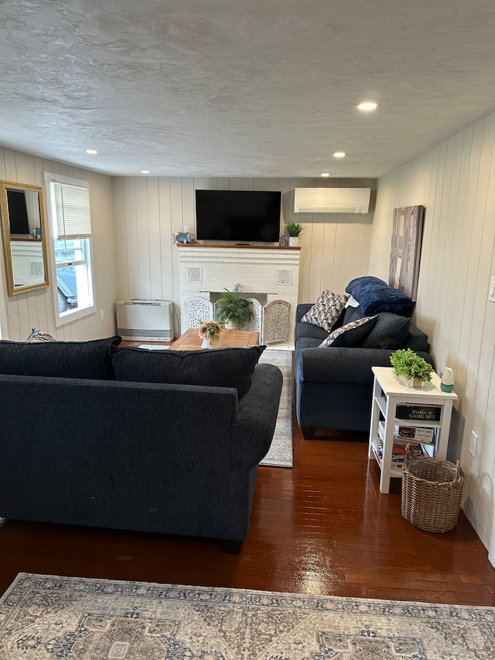 [Newly Renovated] Family Beach House In Wells! - Ogunquit, ME