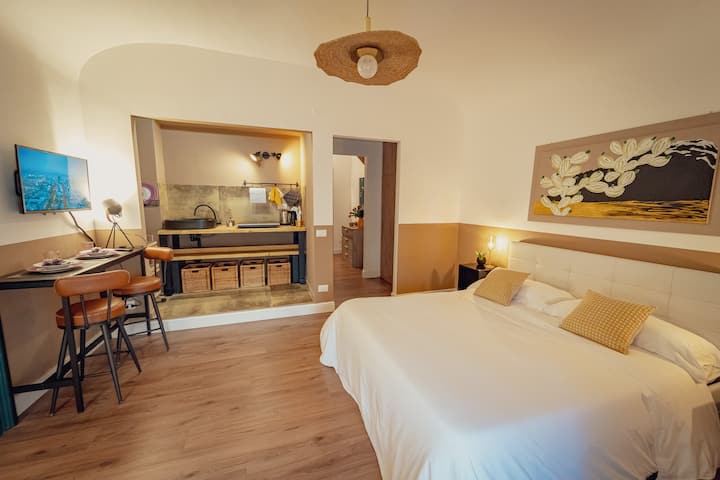 พื้นที่เปิดโล่งที่มีสีสันของโลก