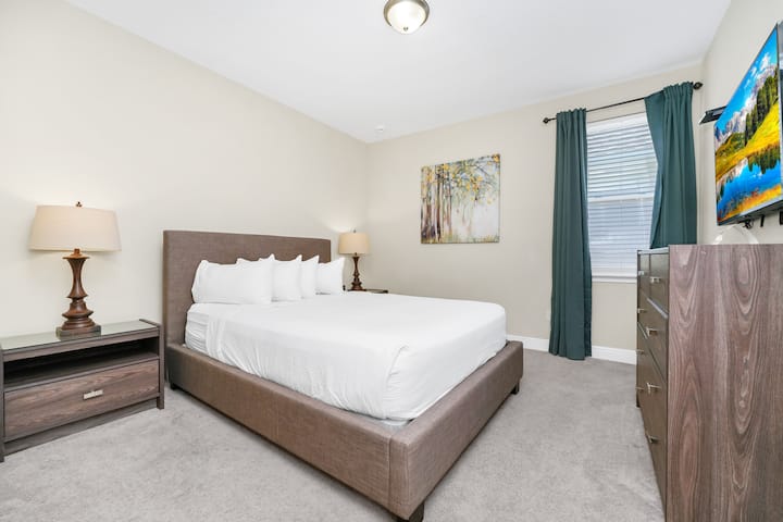 Bedroom 8