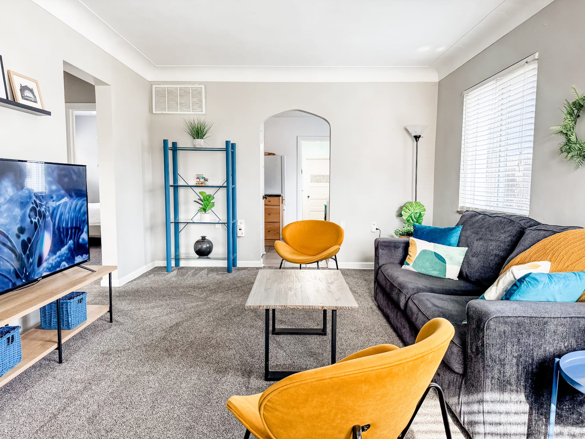Cozy Getaway | 2BR Downtown Maumee & Riverwalk