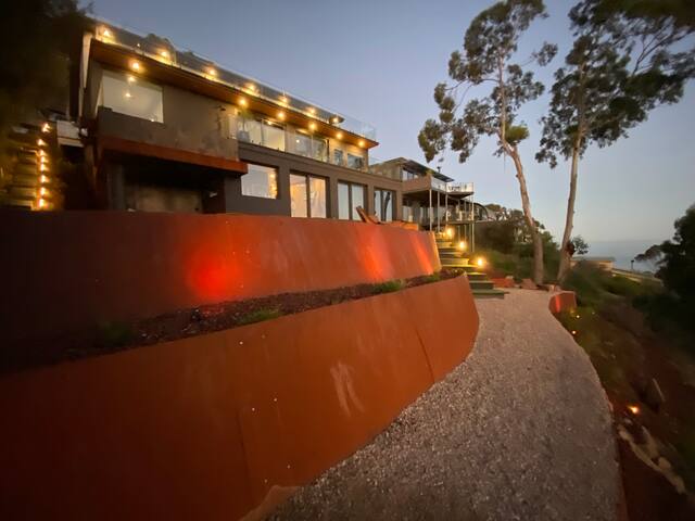 Scandi House Lorne gallery image 2