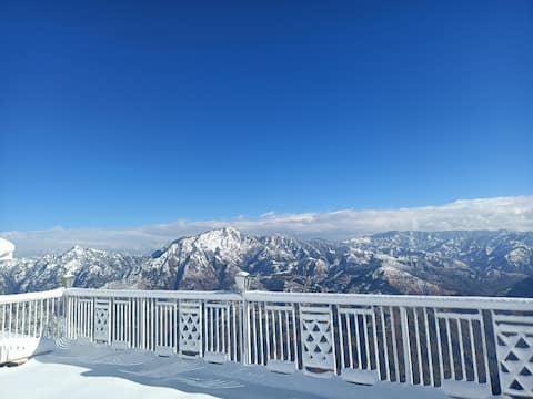 Highest luxe penthouse | Panoramic views | Shimla