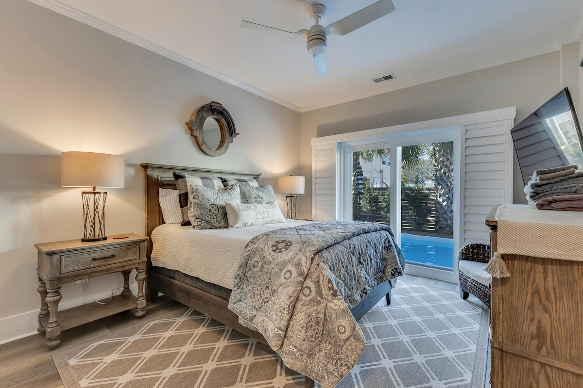 Primer piso - Dormitorio queen con baño privado