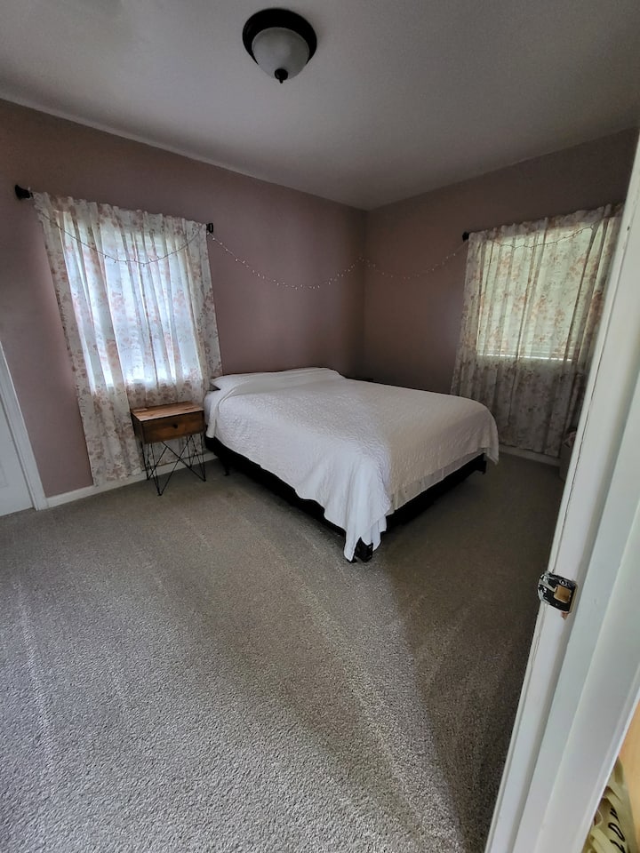 Спална соба на главно ниво