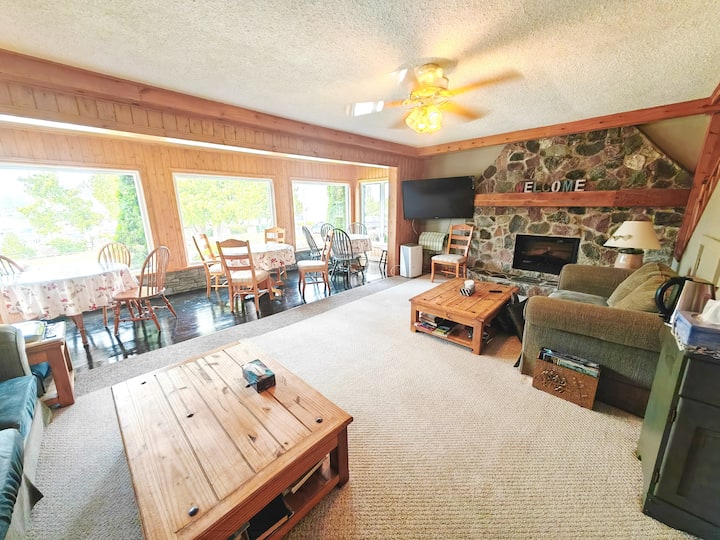 Harborfront Ensuite | Cozy Stay At Innisfree B&b 2 - Tobermory