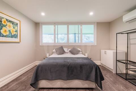 Winemakers Cottage, at vineyard 4 bedrooms 2 story