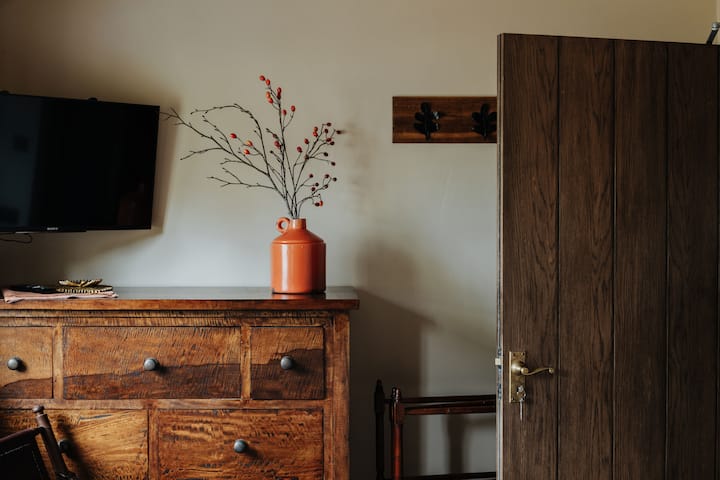 The Well Lodge Bedroom 1