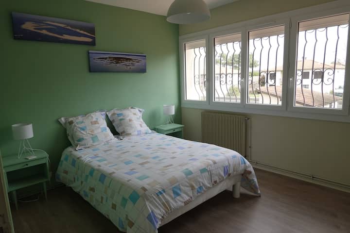 Habitación Bassin  Piso con  armario-guardarropa