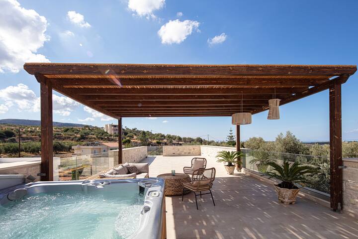 Mandana Villa – With Private Pool & Jacuzzi gallery image 3