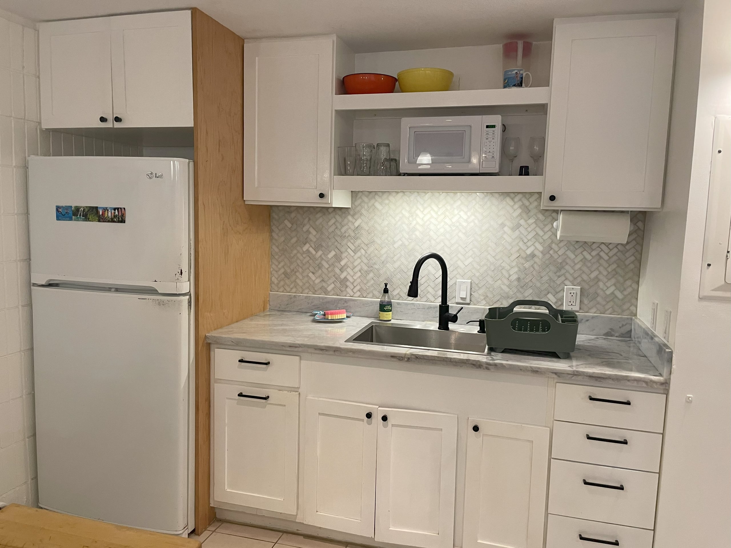 Condo in Hauula · ★4.65 · 1 bedroom · 2 beds · 1 private bath - Image 6