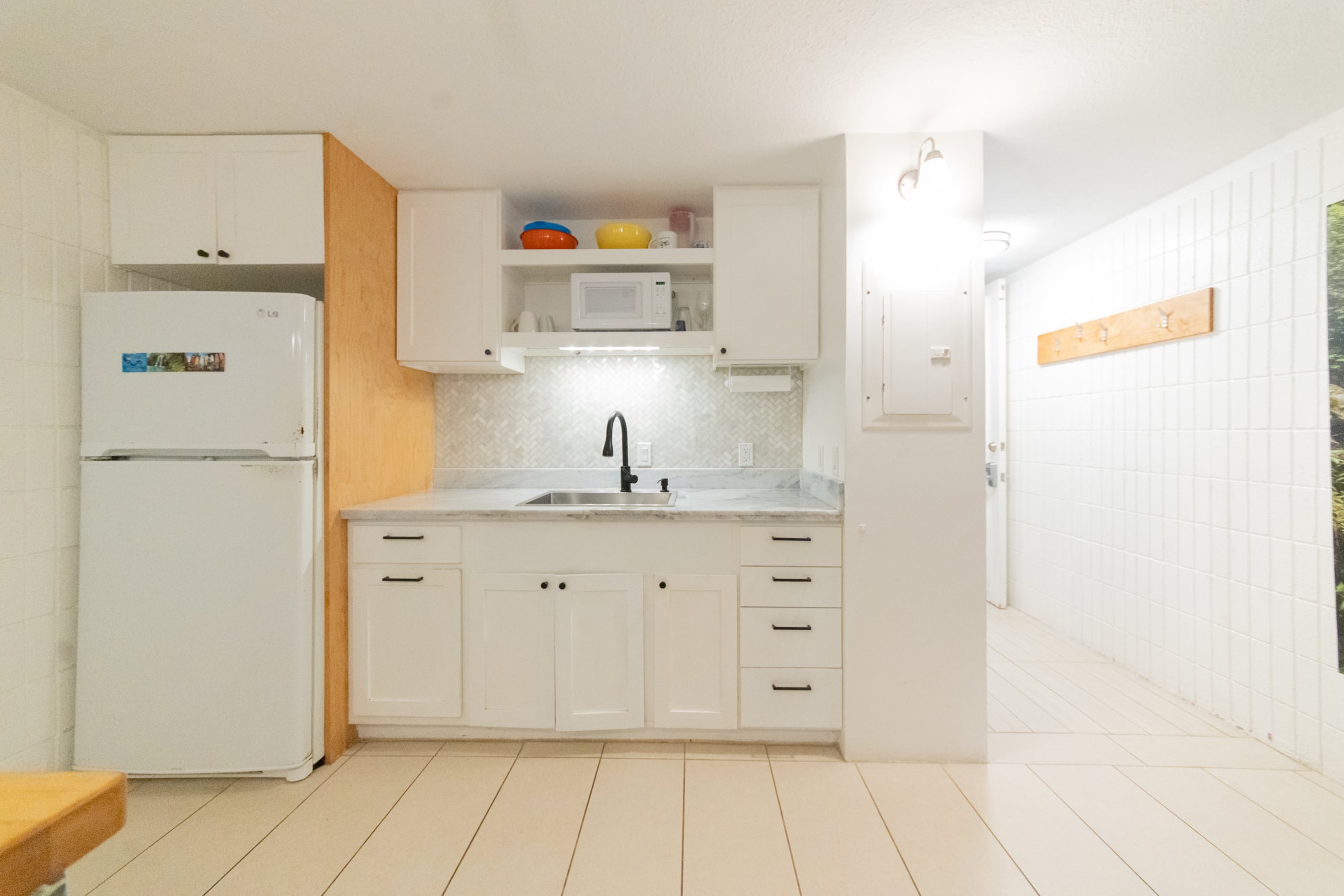 Condo in Hauula · ★4.65 · 1 bedroom · 2 beds · 1 private bath - Image 5