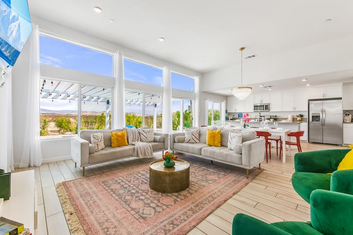 Beautiful Home+pool/spa+gameroom+bocce+ Mtn Views - Desert Hot Springs, CA