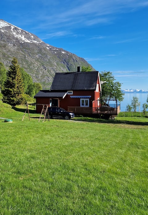 Cabin in Lyngen.