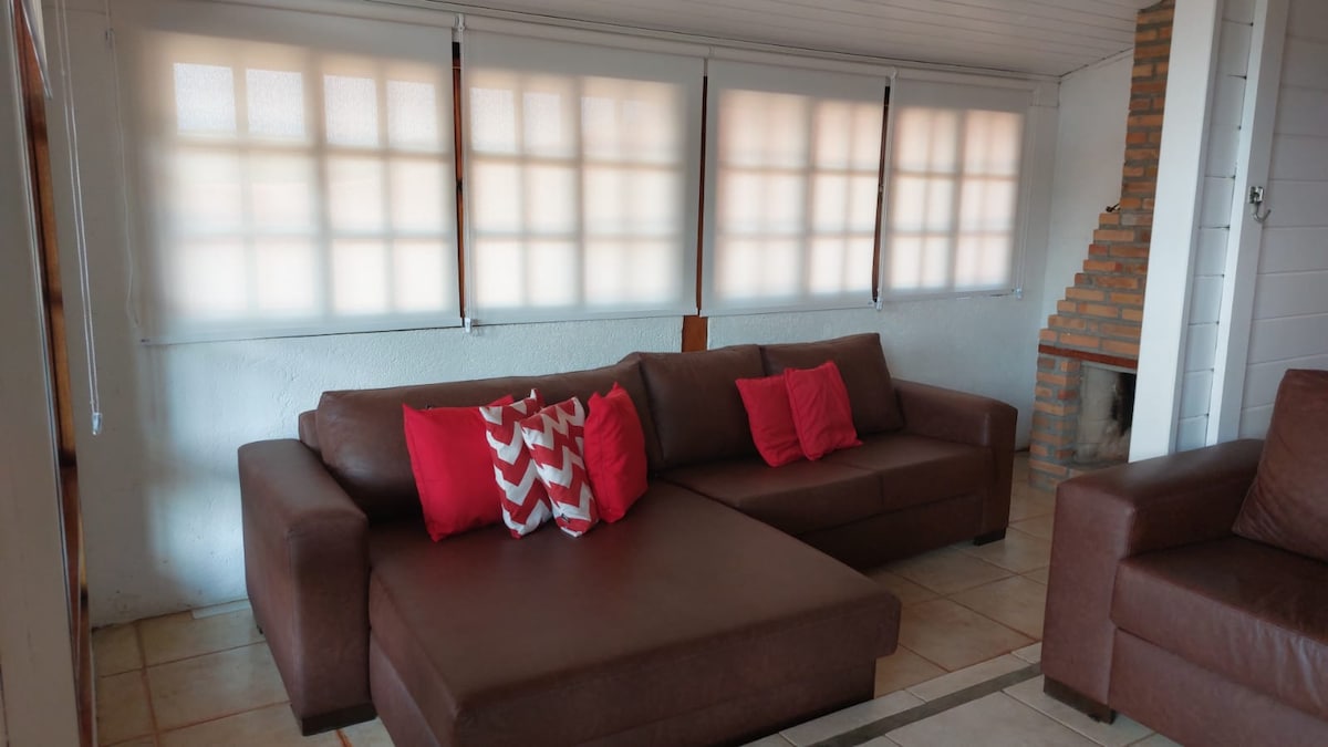 Top Airbnb: Igaratá Waterfront Country House em Igaratá