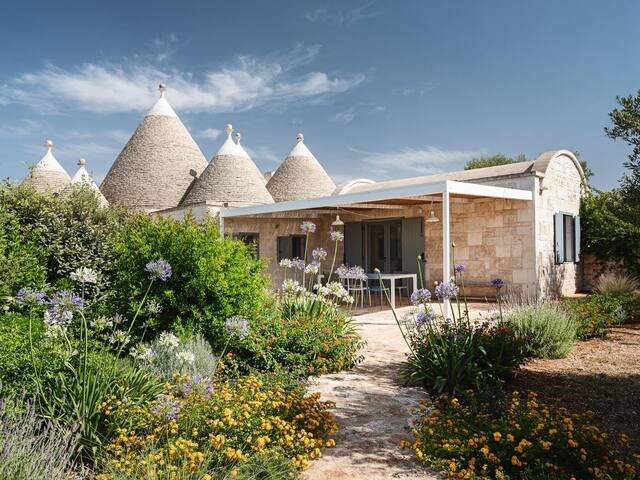 Trulli alla Fontanella, con piscina