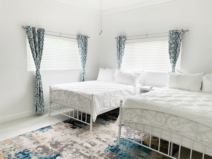 Sea La Vie | Bright Coastal Stay Near Palm Cay